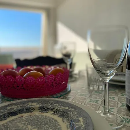Gribiche Et Ravigote, Duplex Vue Et Parking